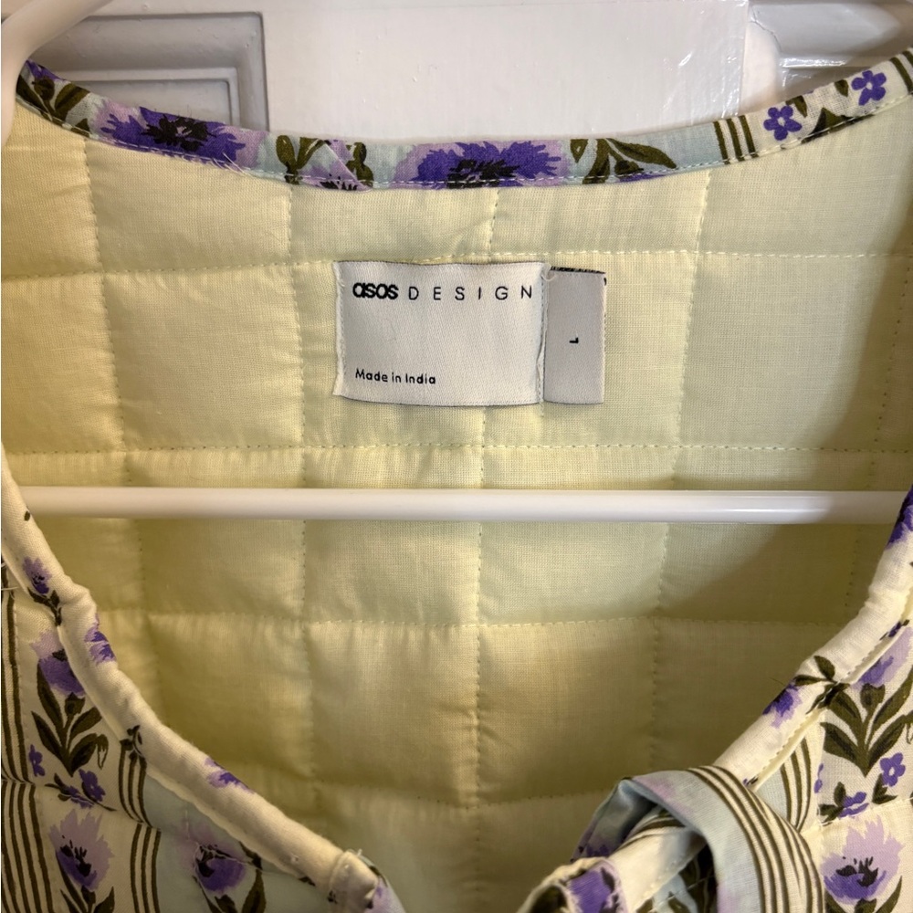 Floral Quilted Vest - Cream and Purple - Picture 2 of 3
